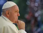 Papa Francisco está estável, mas inflamação no pul
