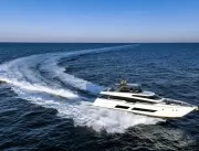 Ferretti Yachts 850: luxo italiano em 26 metros ch