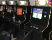 Polícia fecha casa de jogos de azar em condomínio 