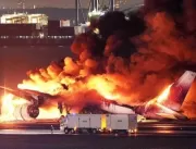 Avião pega fogo em aeroporto de Tóquio e 367 passa