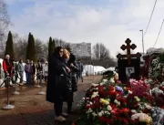 Polícia russa prende 67 pessoas em funeral de opos