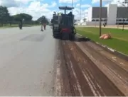 GDF inicia recuperação de 7 mil m² de asfalto no E
