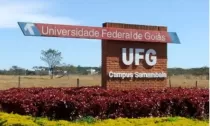 Professores da UFG aprovam greve por tempo indeter