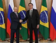 Bolsonaro conversa com Putin sobre cooperação na á