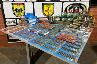 Homem é preso com quase 4 mil munições em Uberlând