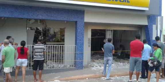 Bandidos explodem Banco em Santo Antônio dos Lopes