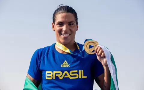 Ana Marcela é escolhida como melhor nadadora de ág