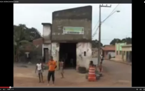 Morador de uma borracharia no Bairro Vila-São Luís