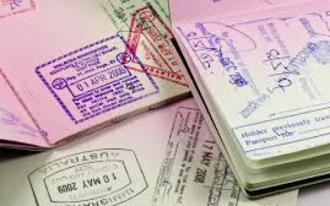 Turistas terão de pagar por autorização para viaja