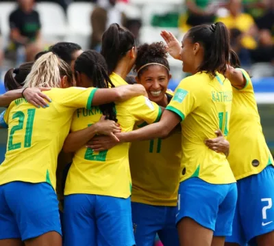 Copa do Mundo Feminina: Brasil joga por classificação contra a Itália nesta terça (18)