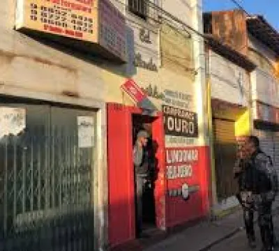 Vendedor ambulante morre após assalto na Rua da Pa