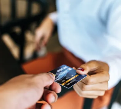 Procon/MA orienta sobre novas regras para juros rotativos do cartão de crédito