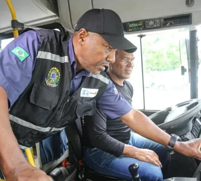 Operação Transporte Seguro: Inmeq/MA fiscaliza caixas-pretas de ônibus urbanos em São Luís