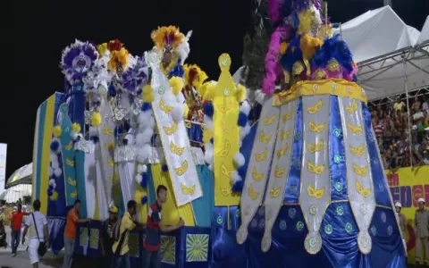 Favela do Samba leva título de campeã do carnaval 