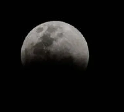 Eclipse da Lua pode ser visto hoje em todo o Brasi