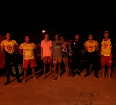 SUSTO: Jovens são resgatados após ficarem isolados em ilha no Maranhão