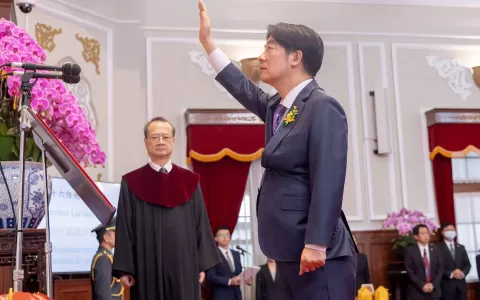 Novo líder em Taiwan pede fim de intimidação por P