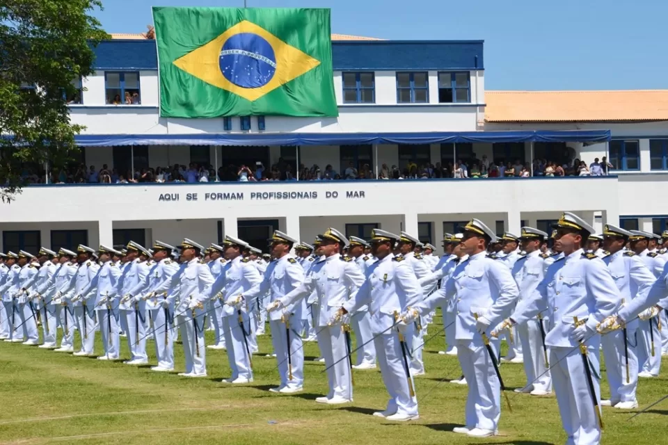 Último dia: concurso da Marinha com salário de R$ Último dia: concurso da Marinha com salário de R$