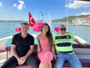 Clara Brasil conhece Istambul a convite de Sidney 
