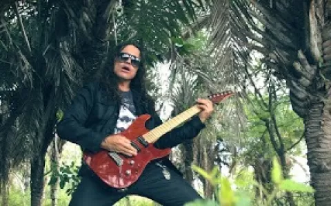 Valdir Rocha lança videoclipe Cantiga do Licuri