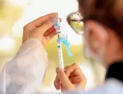 Estudo aponta que qualquer vacina contra a Covid-1