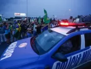 Silêncio de Bolsonaro sobre eleições inflama milit