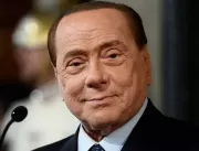 Silvio Berlusconi, ex-primeiro-ministro italiano, 