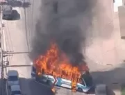 Pelo menos 30 ônibus são incendiados no Rio de Jan