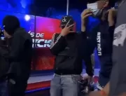 ENCAPUZADOS: Homens armados invadem estúdio de TV 