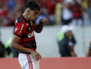 Com gols de Arão e Paquetá, Flamengo vence o Atlét