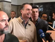 Bolsonaro visita a PF para agradecer a proteção e 