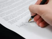 Como funciona a assinatura digital de contratos?