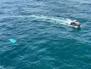 Três pessoas são resgatadas após embarcação naufra
