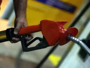 Preço médio da gasolina sobe para R$ 5,67 nos post