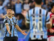 Suárez completa 40 dias sem gol pelo Grêmio e atin