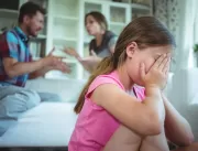 Pais e mães tóxicos usam manipulação emocional e d