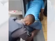 Homem fica com perna presa em trem do metrô de Sal