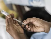 Saúde não fechou contrato de vacina contra Covid p