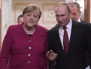Alemanha: Merkel chega a Moscou para encontro com 
