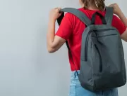 Atenção para o peso da mochila na volta às aulas