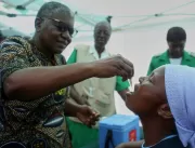 Estoque global de vacina contra a cólera sofre bai