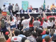 Sindicato critica Lula por se reunir com reitores,