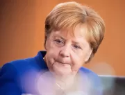 Teste inicial de Angela Merkel para coronavírus te