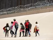 Trump diz que vai adiar deportação em massa de imi