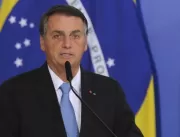 Bolsonaro sanciona com vetos lei que facilita aber