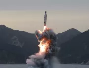 Coreias testam mísseis e ampliam corrida armamenti