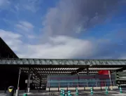 Vulcão Cumbre Vieja: aeroporto de La Palma volta a