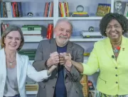 Aos evangélicos, Lula lembra que governou para tod