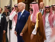 Príncipe saudita diz a Biden que EUA também comete