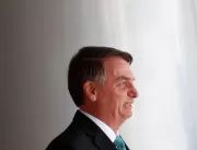 Bolsonaro diz que continua neutro na Guerra da Ucr